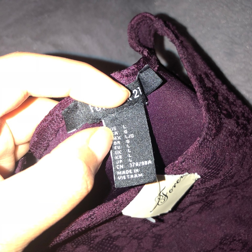 Halter Top - Picture 4 of 4